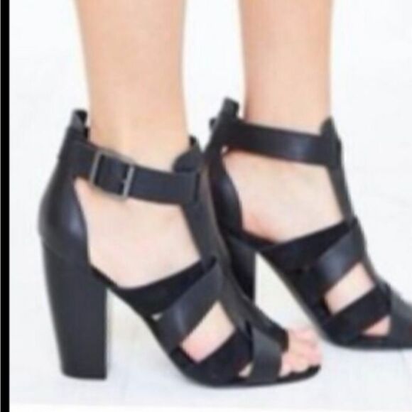 Modern Caged strap heels.  - Picture 1 of 8